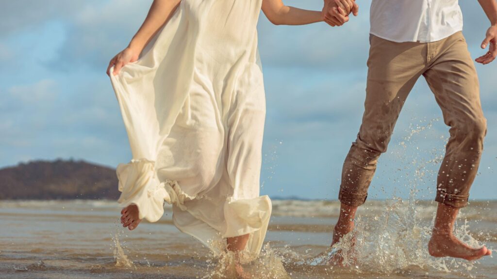 “Mini wedding inspirado na história do casal com estética afetiva e natural”
